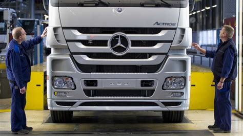 Daimler Trucks Mit Absatzminus Im Dritten Quartal Verkehrsrundschau De