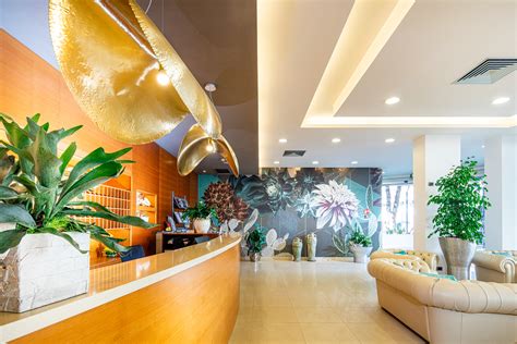 Viale italia, 139/141, 48015 cervia, ravenna, italia. Hotel PI **** : soggiorno mare in Veneto Estate 2020 - Top One