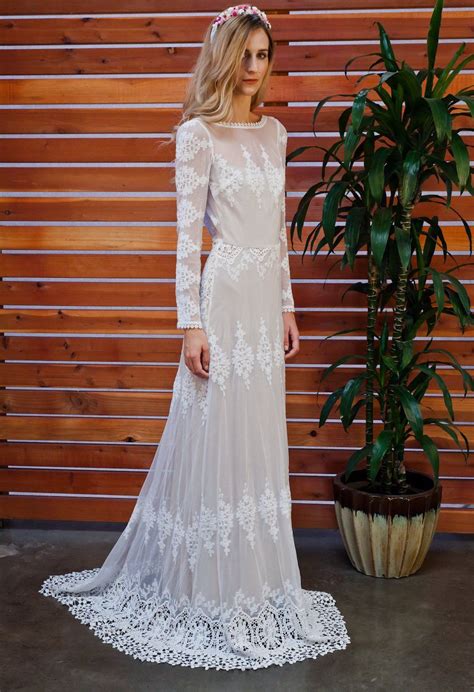 Lisa Backless Boho Lace Wedding Dress Long Sleeve Wedding Dress Lace