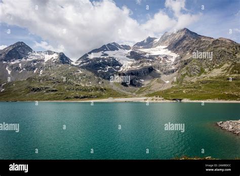 Lago Bianco Hi Res Stock Photography And Images Alamy