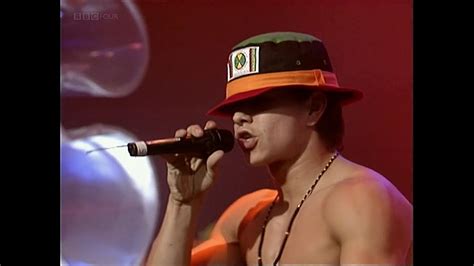 Marky Mark And The Funky Bunch Good Vibrations Totp 1991 Youtube