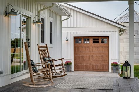 Best Garage Door Styles For A Modern Farmhouse Fine Homebuilding