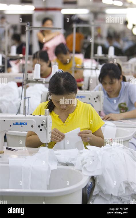 Shenzhen Guangdong Province China Women Workers In A Garment Factory In City Of Shenzhen Stock