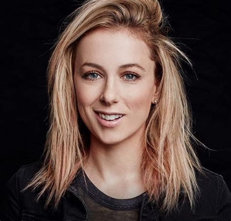 Iliza Shlesinger Comedian Wiki Biography Age Height Weight