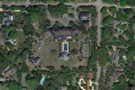 No one one sells a stock expecting it to go up. Mark Cuban's Texas House | Urban Splatter