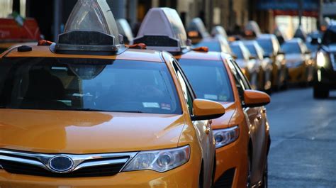 Czym Się Różni Uber Od Taxi - Uber czy taxify, czym poruszać się po mieście? - LUTEX