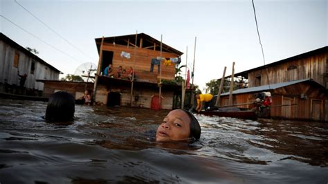 Brazil 37 Killed In Flooding And Landslides After Two Days Of