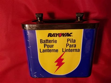 Rayovac Lantern 6 Volt 2 Post Battery 918 Boat Flashlight