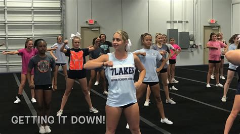 Seven Lakes Jr High Cheerleaders Pre Camp At Stars Vipers Katy Youtube