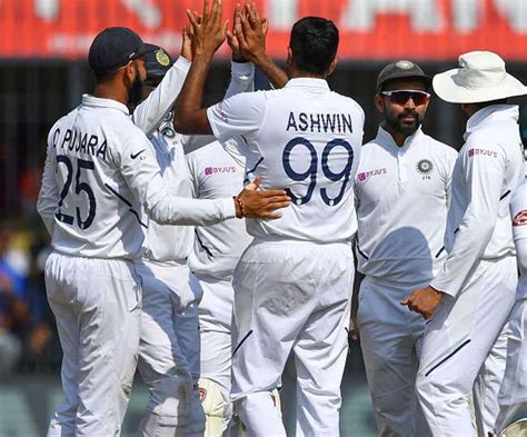 This is india's fourth consecutive test loss under virat kohli's. India vs England 1st Test day 4 Match England set 420 runs ...