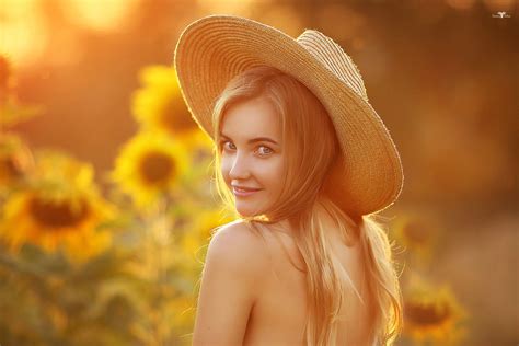 Wallpaper Model Looking At Viewer Portrait Women With Hats Straw Hat Depth Of Field