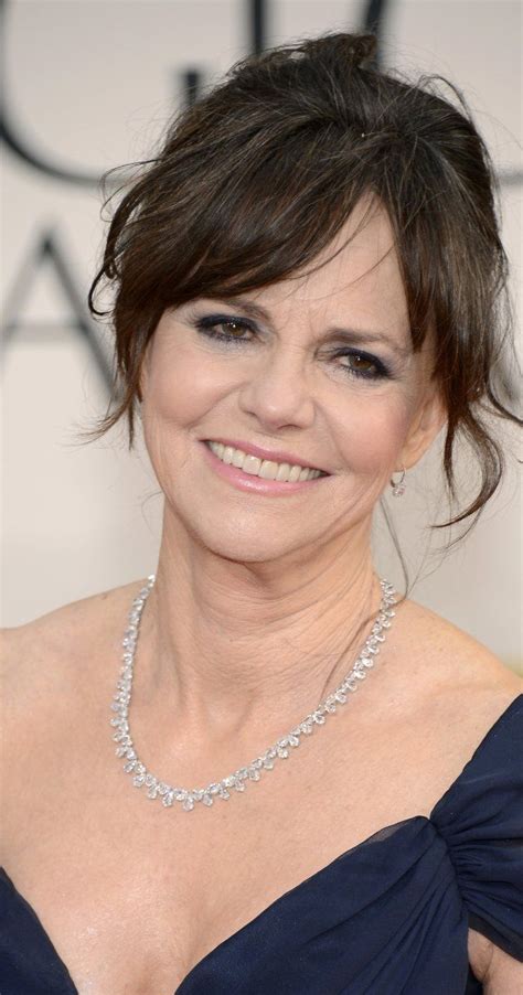 Pictures And Photos Of Sally Field Sally Field Hairstyles Sally Field