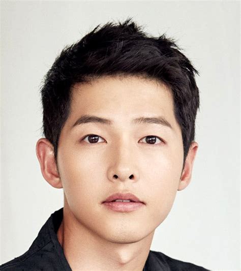 Made his debut as an mc in music bank, and is currently. Song Joong Ki (송중기) - MyDramaList