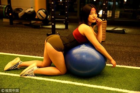 Woman Who Won Chinas Most Beautiful Butt Last Year Now Ballin Out