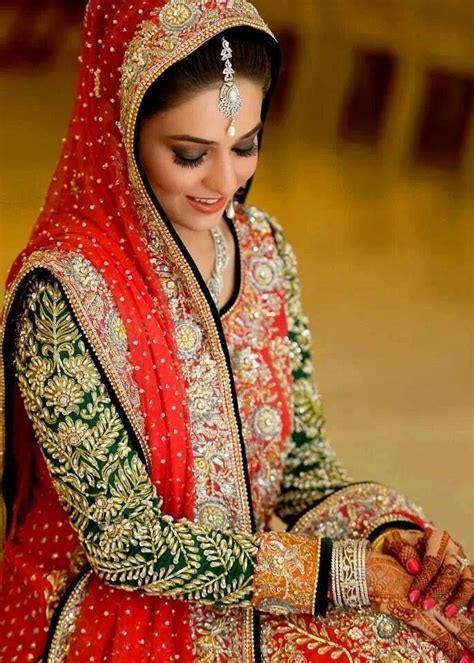 Dulha And Dulhan Unomatch Get Socialized Pakistani Bridal Makeup