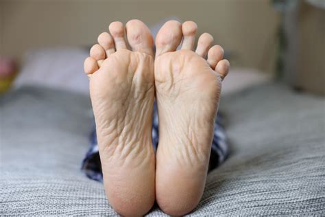 How To Care For Senior Feet