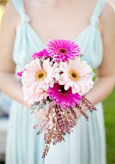 25 Stunning Wedding Bouquets Part 10 Belle The Magazine Gerbera