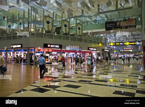 Singapore Airport Changi Airport Interior Shot Stock Photo Alamy