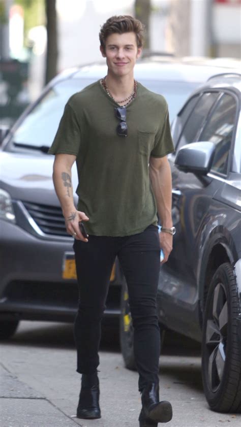 Shawn Mendes Well Dressed Henley Obsession Normcore Guys Music