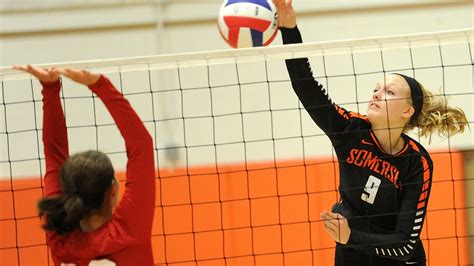 Lady Eagles Hammer ‘heights In Volleyball Action