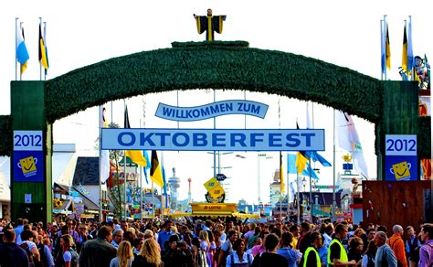 Filehaupteingang Oktoberfest 2012