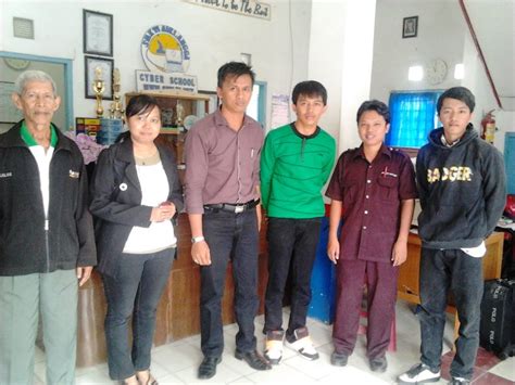 Sekolah tinggi manajemen informatika dan komputer (stmik) stikom balikpapan menyelenggarakan program studi : SMK TI Airlangga Samarinda: 2 Siswa Berangkat PRAKERIN ke ...