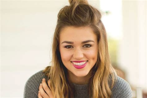 Duck Dynastys Sadie Robertson 5 Seconds Of Awkward Can Save You From