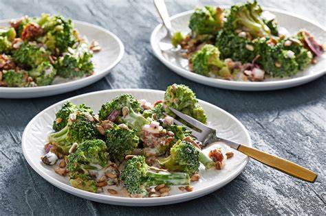 Брокколи с куриной грудкой диета Диета на брокколи и куриной грудкой меню - фото презентация Диета на брокколи и куриной грудкой меню - фото презентация Брокколи с куриной грудкой диета