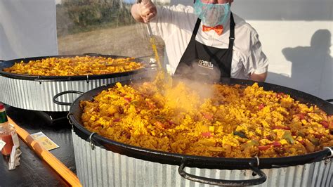 Paella Catering Wedding Corporate And Party Giant Paella Caterer Uk