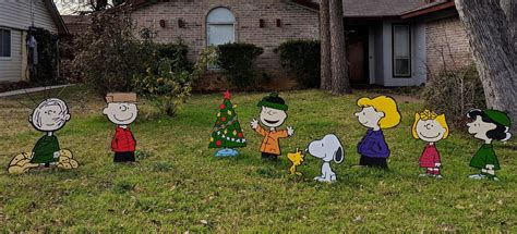 Peanuts Christmas Yard Decorations