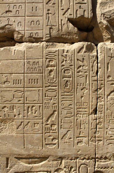Götterkult hieroglyphen pharaonen ägypten das alte ägypten. alten Ägypten antike Schriften auf Stein Hintergrund ...