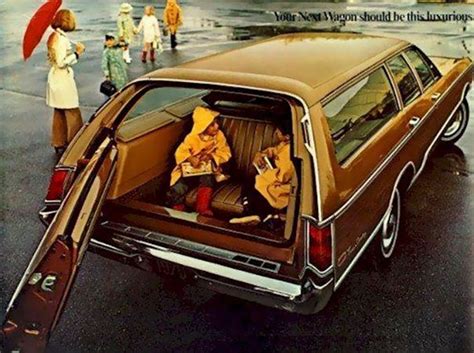 23 Photos From The 60s Prove That Station Wagons Were The Coolest Cars