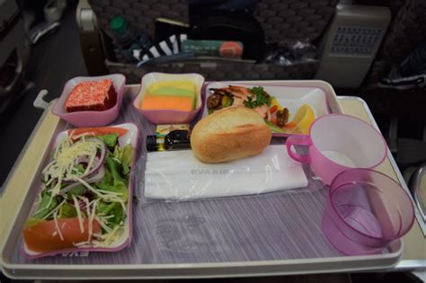 Review Of EVA Air Flight From Houston To Taipei In Premium Eco
