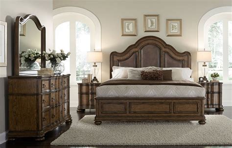 The Quentin Bedroom Set By Pulaski Furniture With Its Exuberant Shapes