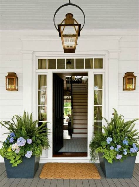 46 Stunning Spring Front Porch Decoration Ideas Homyhomee Front