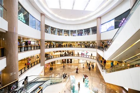 How The Shopping Mall Became A Hub Of Democracy Washington Monthly