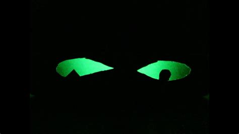 How To Make Glowing Spooky Eyes For Halloween Zombie Parties