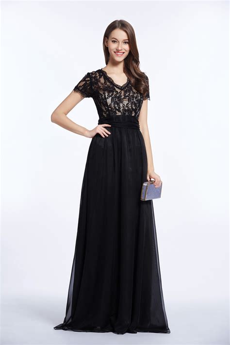 This cynthia rowley dress is the ideal summer frock and one we'd wear with either heels or sneakers. Celebrity Inspired Black Evening Dress Prom Gown ...