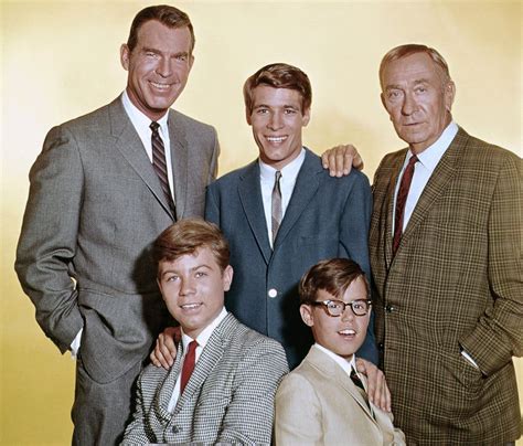 Don Grady Who Played Robbie On ‘my Three Sons Dies At 68 The New York Times