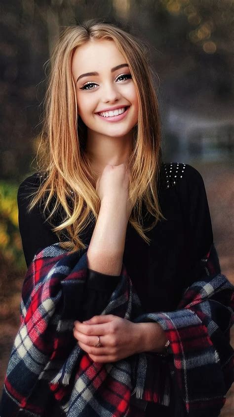 Pretty Smile Bonito Cute Female Girl Lovely Teen Hd Phone Wallpaper Peakpx