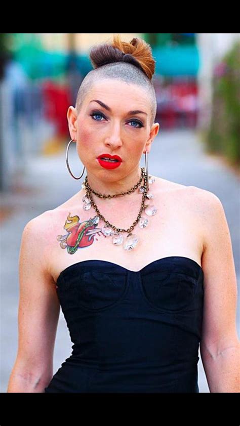 This Is Naomi Grossman The Actress Who Plays Pepper Americanhorrorstory