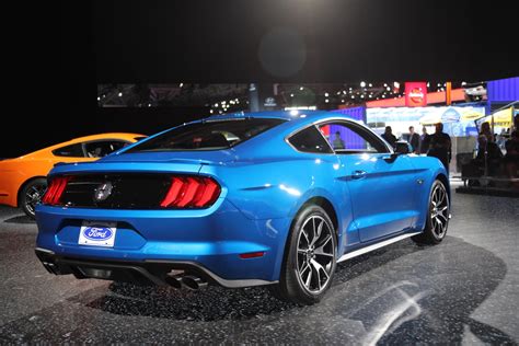New Velocity Blue Color For The 2019 Ford Mustang