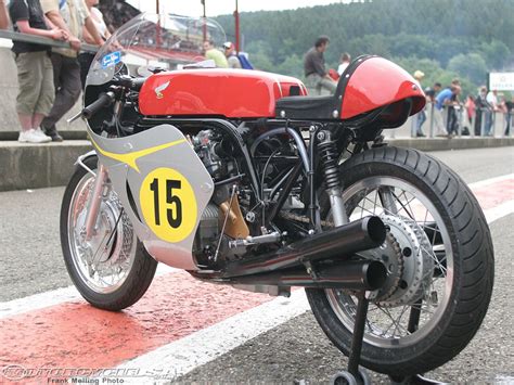 Explore the vast collection of motogp 2019 motorcycle racing jacketsvalentino rossi, marc marquez, andrea dovizioso, andrea iannone and other motogp. Honda RC-181 500cc Four-Cylinder Grand Prix Motorcycle ...
