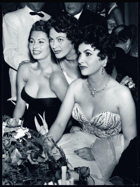 The Magic Of The Old Sophia Loren Yvonne De Carlo An Gina Lollobrigida Yvonne De Carlo