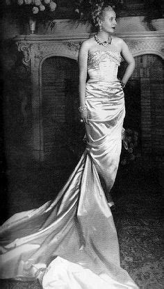 Though she was a controversial figure in politics, she was also regarded as a saint by many argentinians, and her funeral was attended by millions. 1000+ images about Evita Peron.... on Pinterest | Eva ...