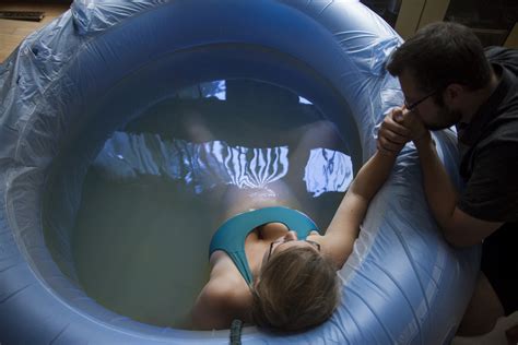 Where can you have a water birth? Splish Splash, I Want to Have My Baby in the Bath — Windy ...