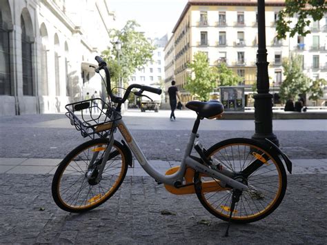 bicis más allá de bicimad alternativas para pedalear en la capital madridiario