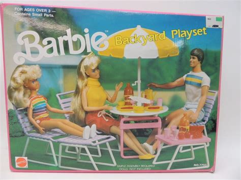 Barbie es la muñeca más famosa. Barbie Backyard Playset VTG 7750 1989 Mattel | Muñecas barbie, Casa de muñecas