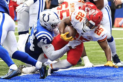 Clyde Edwards Helaire Fantasy Advice Start Or Sit The Chiefs Rb In