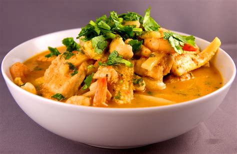 Thai Red Curry With Chicken And King Prawns Uk